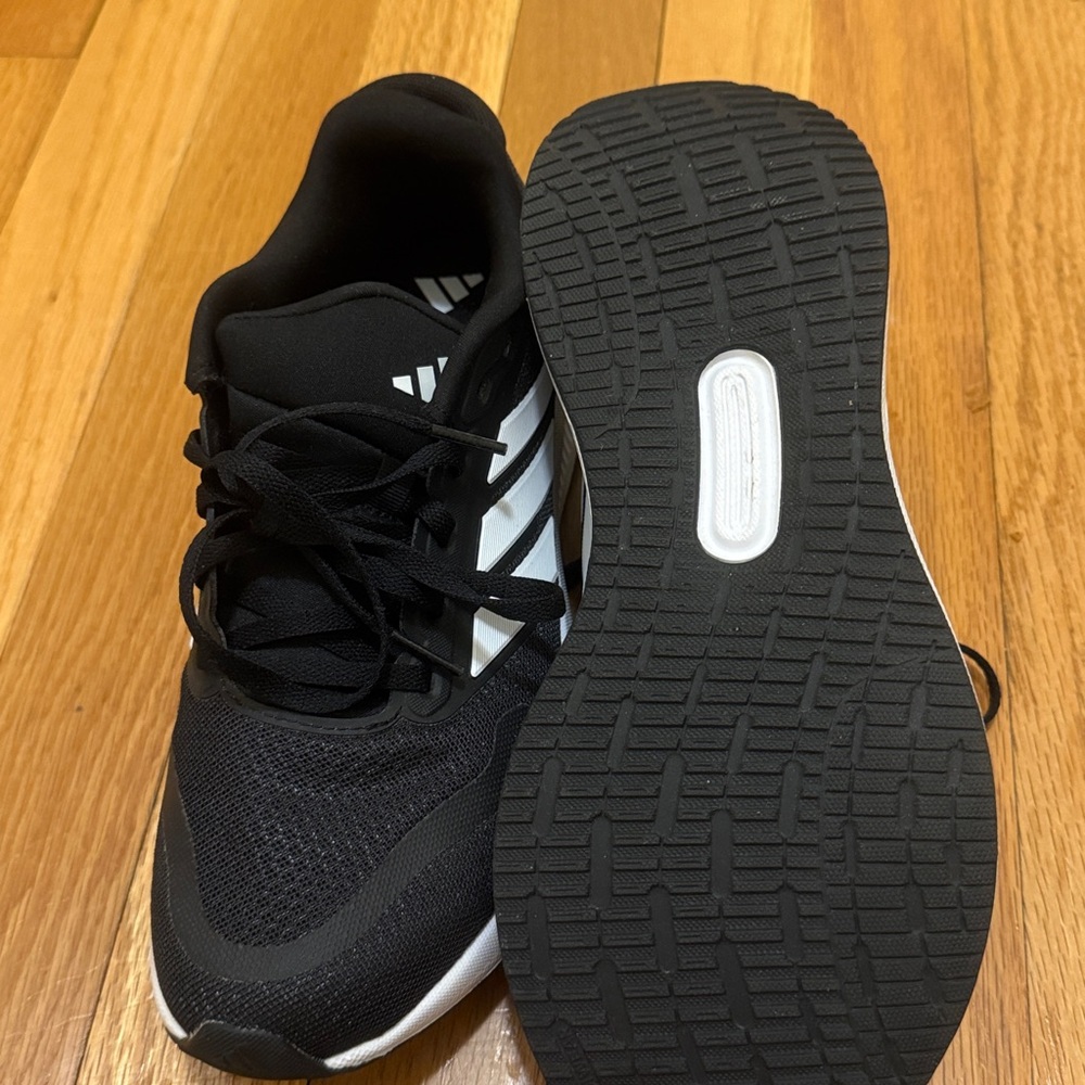 Women’s Adidas Black and White Running Shoes - Picture 4 of 4
